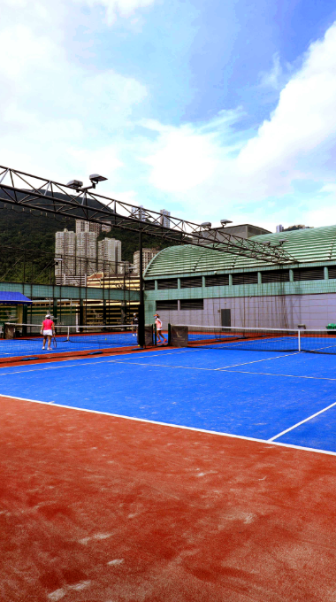 Hong Kong Football Club - Facilities